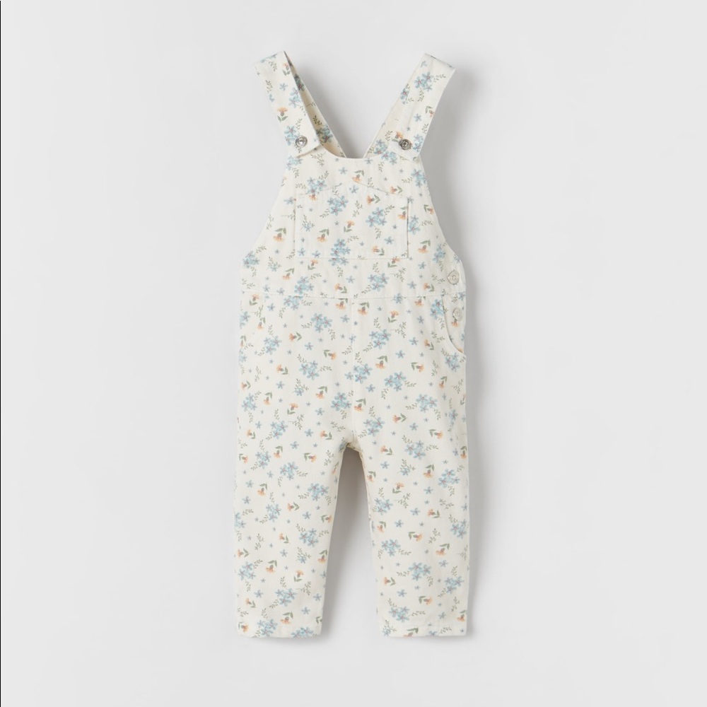 NWT Zara 4-5Y denim floral overalls